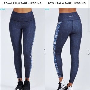 RARE Tone it up royal palm legging